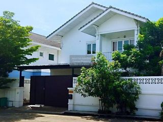 Casa en venta de 3 habitaciones en Bang Khen, Bangkok
