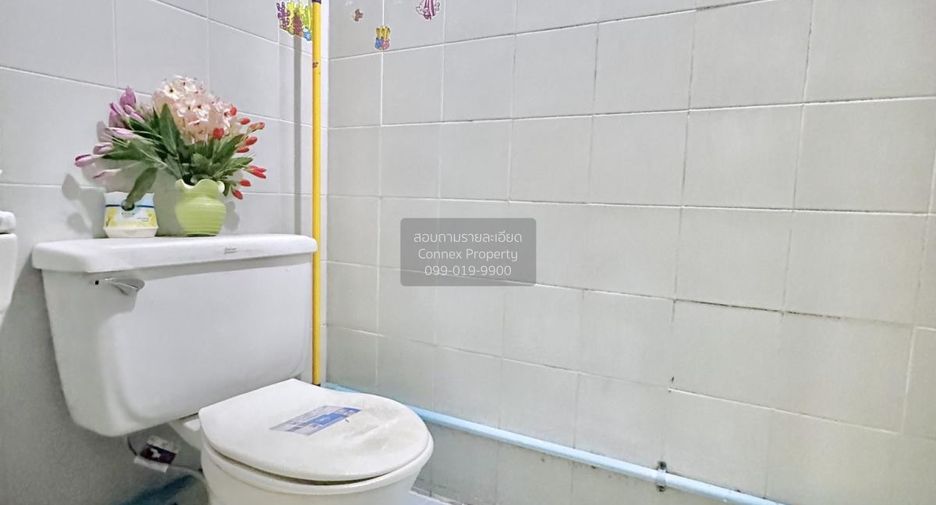 For sale 3 ベッドルーム house in Huai Khwang, Bangkok