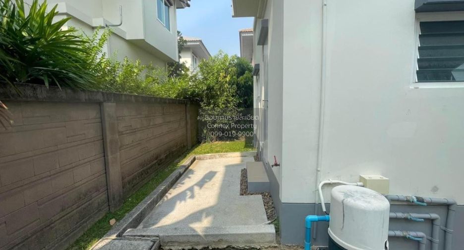 For sale 3 bedrooms house in Mueang Pathum Thani, Pathum Thani