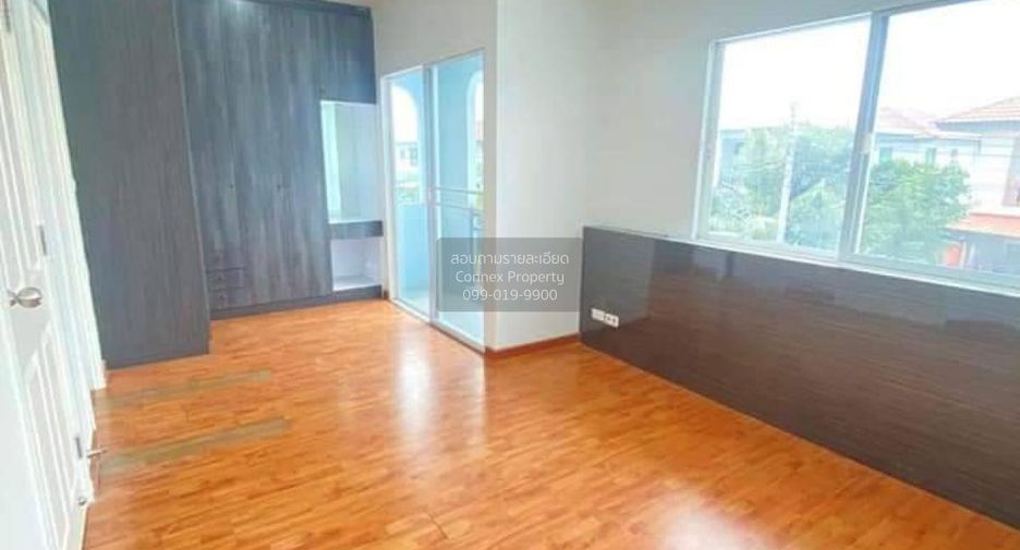 出售 3 卧室 独立屋 在 Bang Phli, Samut Prakan