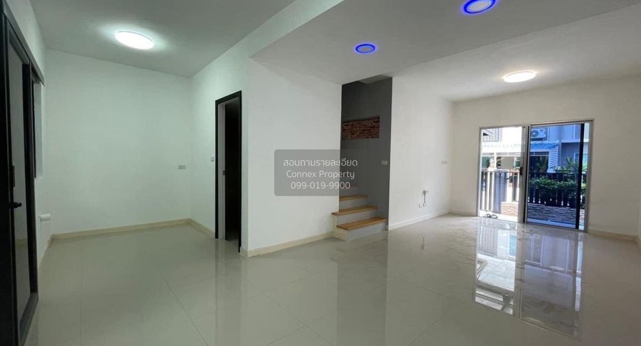 For sale 3 ベッドルーム townhouse in Krathum Baen, Samut Sakhon