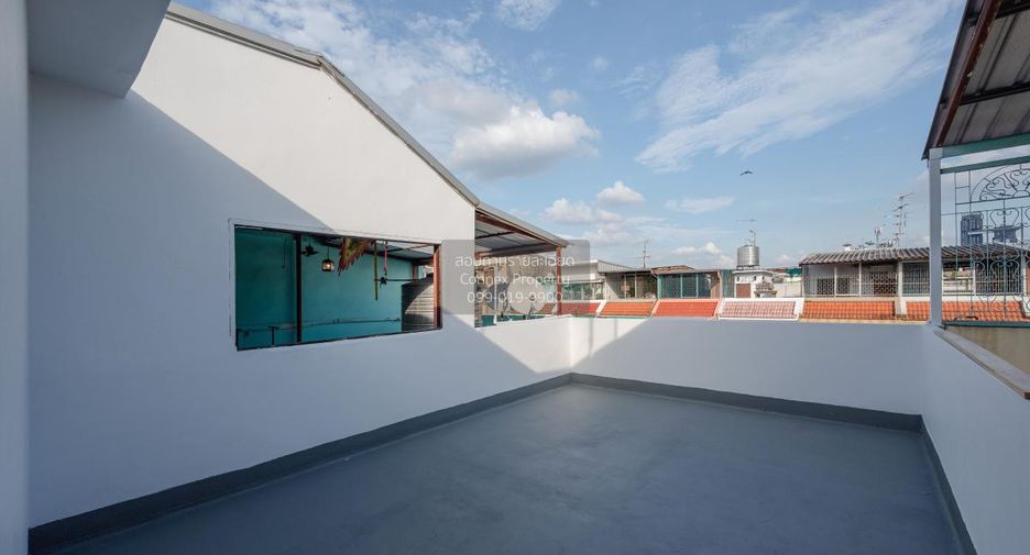 Reihenhaus zum Kauf mit 3 Zimmer in Bang Kho Laem, Bangkok