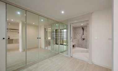 Продажа 2 спальни кондо в Щаттхана, Бангкок