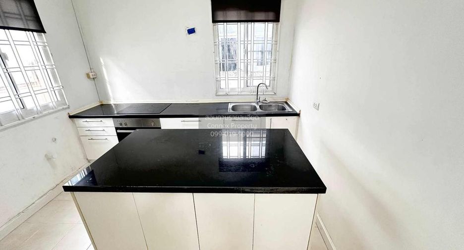 For sale 3 bedrooms house in Mueang Samut Sakhon, Samut Sakhon