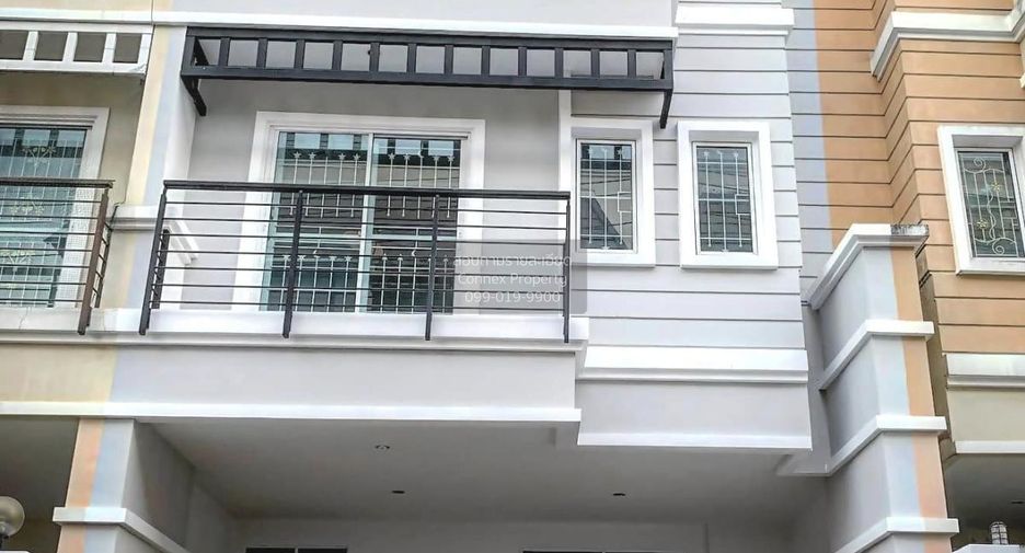 For sale 5 bedrooms townhouse in Mueang Nonthaburi, Nonthaburi