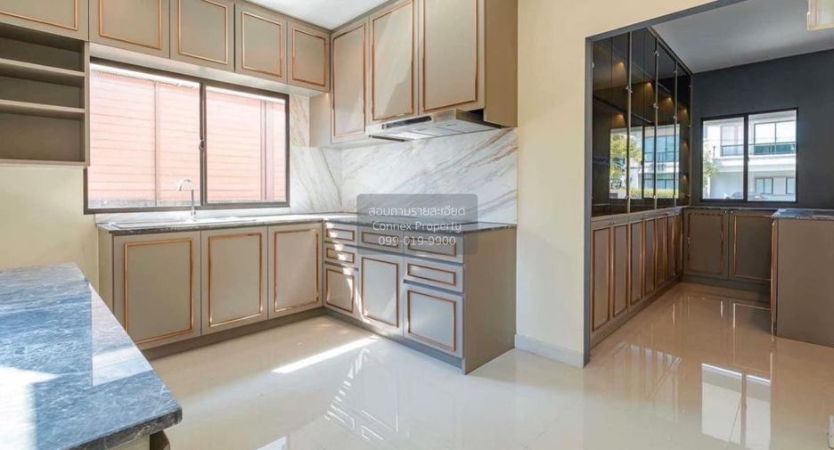 For sale 3 bedrooms house in Bang Phli, Samut Prakan