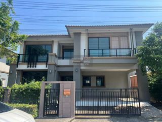 For sale 3 bedrooms house in Bang Phli, Samut Prakan