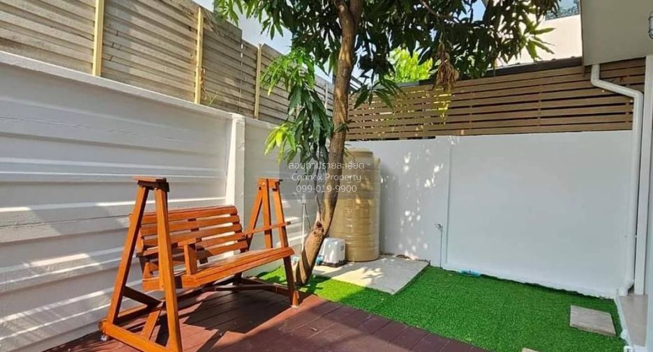 Casa adosada en venta de 3 habitaciones en Bang Khun Thian, Bangkok
