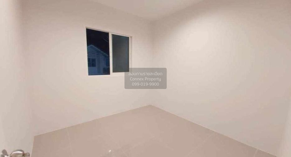 For sale 3 bedrooms townhouse in Sam Phran, Nakhon Pathom
