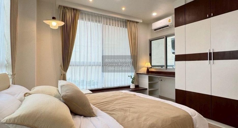 For sale 2 bedrooms condo in Thon Buri, Bangkok