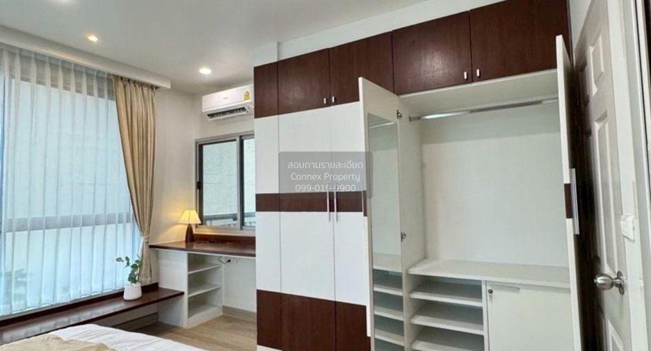 For sale 2 bedrooms condo in Thon Buri, Bangkok