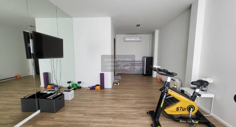 Casa en venta de 5 habitaciones en Khlong San, Bangkok