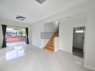 For sale 3 bedrooms house in Mueang Nonthaburi, Nonthaburi