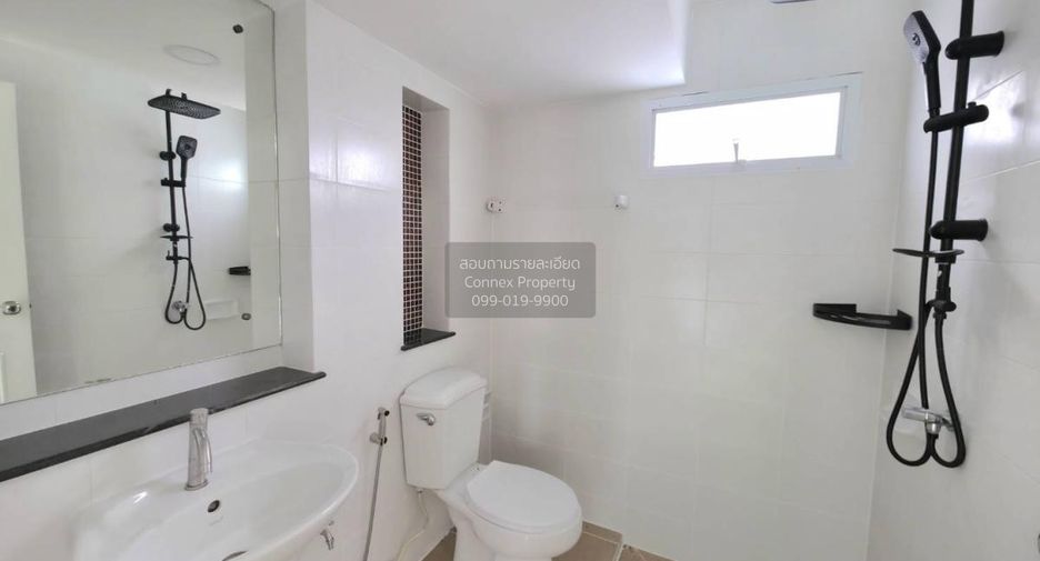 For sale 3 bedrooms house in Mueang Nonthaburi, Nonthaburi
