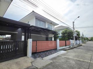 For sale 3 bedrooms house in Mueang Nonthaburi, Nonthaburi