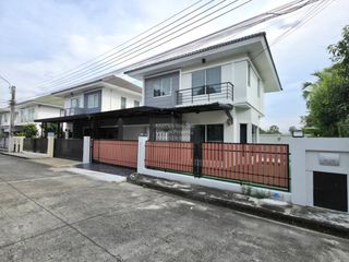 For sale 3 bedrooms house in Mueang Nonthaburi, Nonthaburi