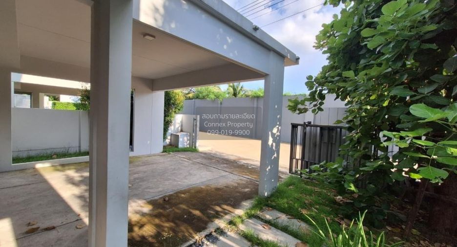 For sale 3 bedrooms house in Krathum Baen, Samut Sakhon