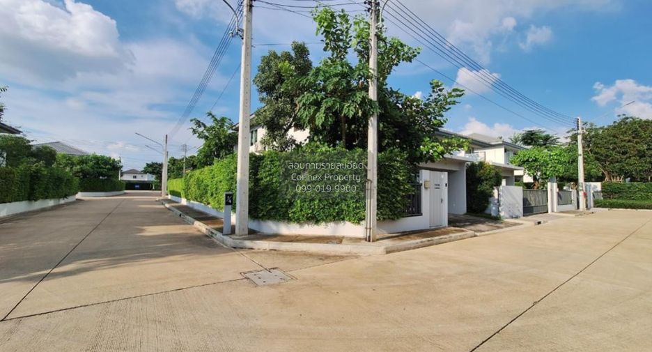 For sale 3 bedrooms house in Krathum Baen, Samut Sakhon
