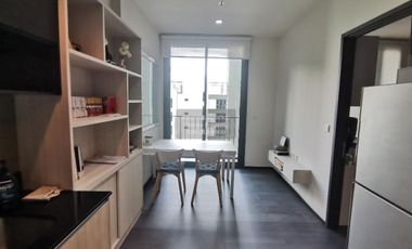 For sale 1 bed condo in Khlong Toei, Bangkok