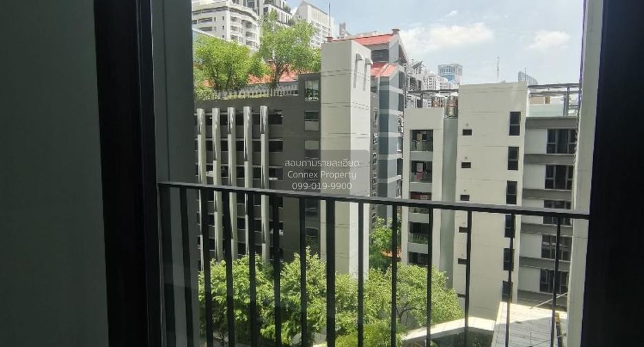 For sale 1 bed condo in Khlong Toei, Bangkok