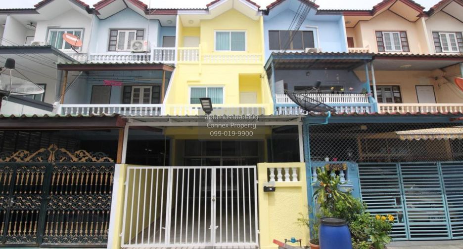 For sale 3 bedrooms townhouse in Thung Khru, Bangkok