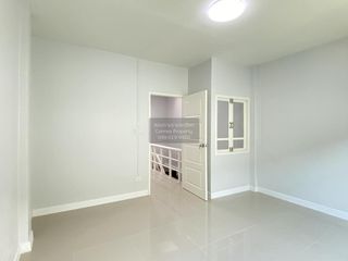 For sale 2 bedrooms townhouse in Thanyaburi, Pathum Thani