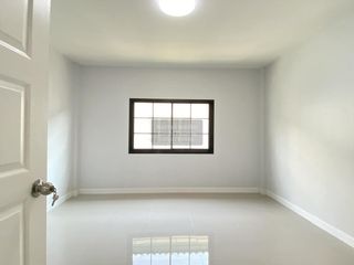 For sale 2 bedrooms townhouse in Thanyaburi, Pathum Thani