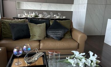 À vendre 3 chambres condo à Watthana, Bangkok