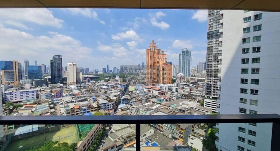 For sale 2 bedrooms condo in Khlong Toei, Bangkok