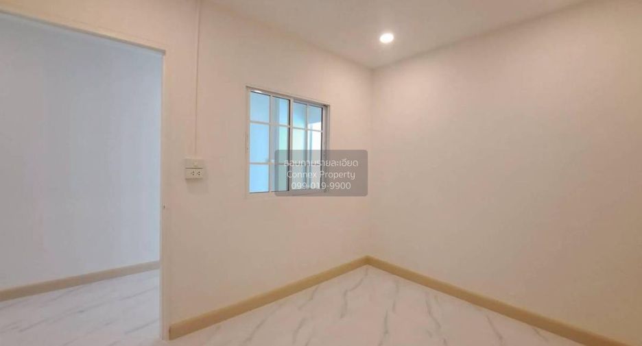 For sale 4 bedrooms townhouse in Pak Kret, Nonthaburi