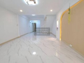 For sale 4 bedrooms townhouse in Pak Kret, Nonthaburi