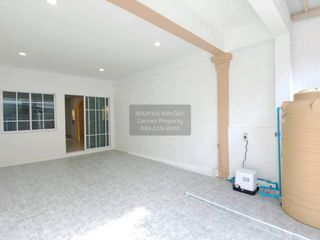 For sale 4 bedrooms townhouse in Pak Kret, Nonthaburi