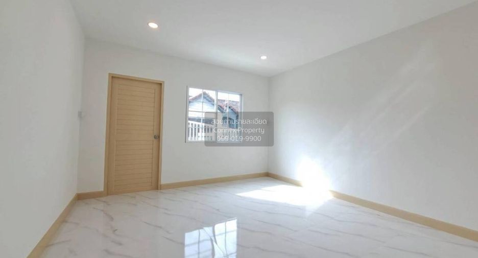 For sale 4 bedrooms townhouse in Pak Kret, Nonthaburi