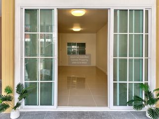 For sale 3 bedrooms townhouse in Thanyaburi, Pathum Thani