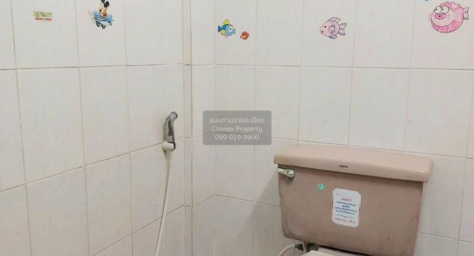 For sale 2 bedrooms townhouse in Bang Khun Thian, Bangkok