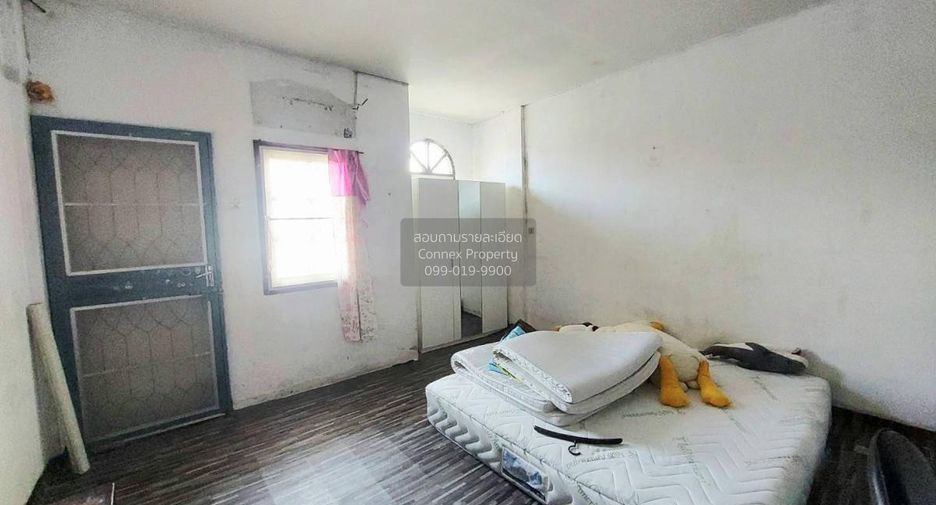 For sale 2 bedrooms townhouse in Bang Khun Thian, Bangkok