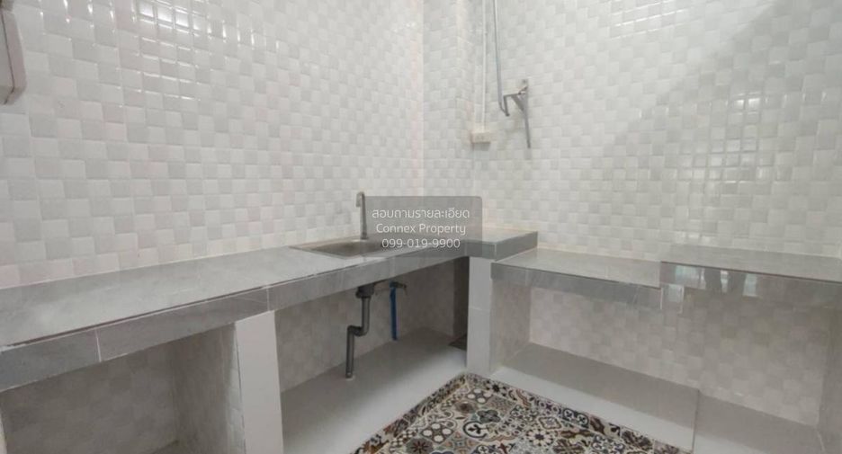 Casa adosada en venta de 2 habitaciones en Chom Thong, Bangkok