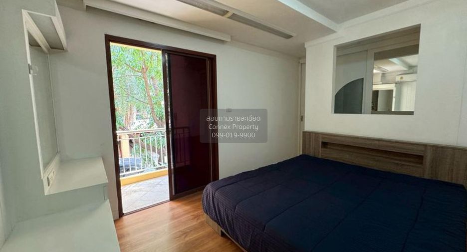 For sale 2 bedrooms condo in Din Daeng, Bangkok