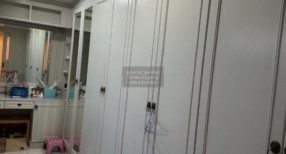 À vendre 2 chambres condo à Yan Nawa, Bangkok