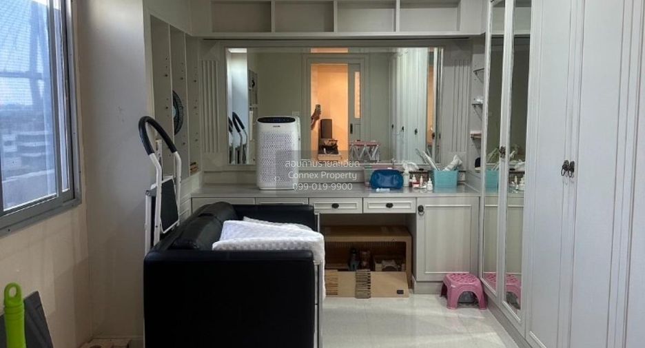 À vendre 2 chambres condo à Yan Nawa, Bangkok