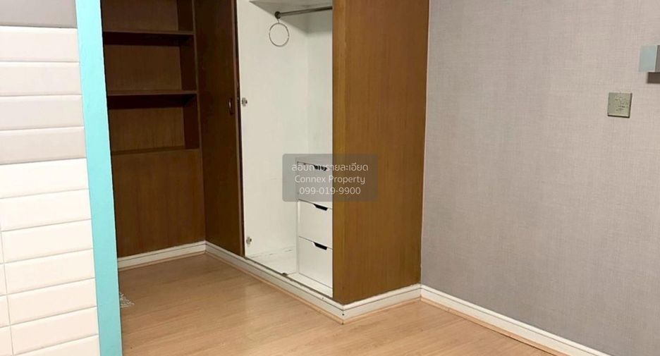 For sale 3 bedrooms condo in Yan Nawa, Bangkok