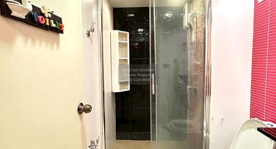 For sale 3 bedrooms condo in Yan Nawa, Bangkok