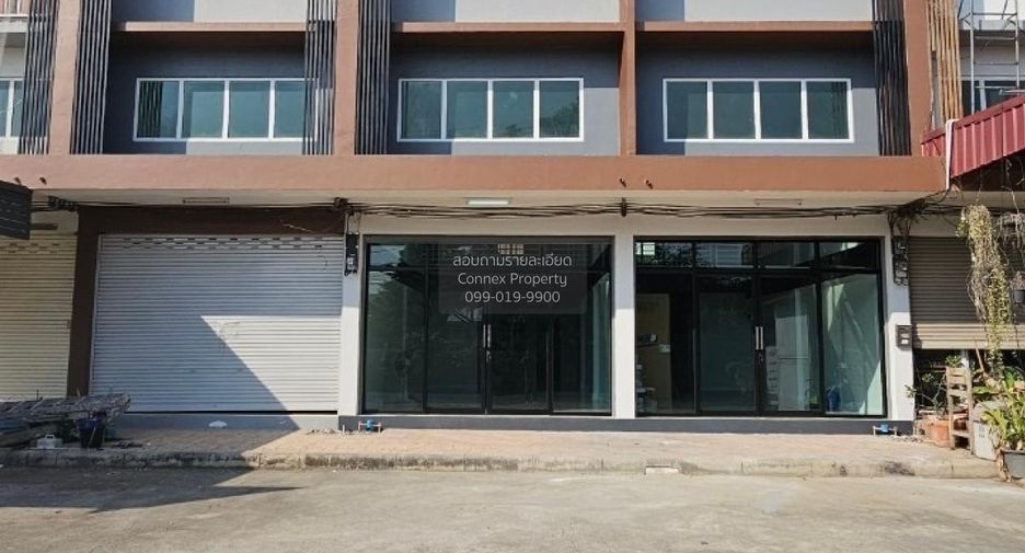 For sale 4 bedrooms retail Space in Bang Bua Thong, Nonthaburi
