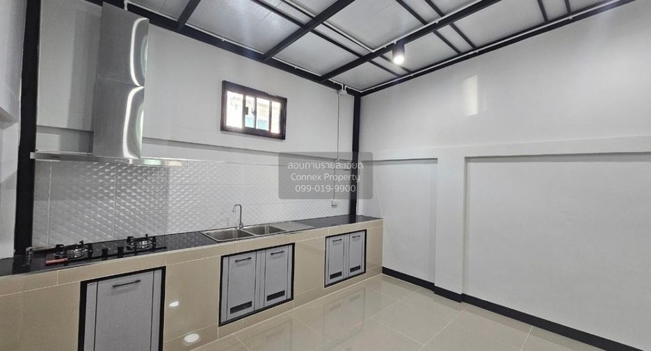 For sale 4 bedrooms retail Space in Bang Bua Thong, Nonthaburi
