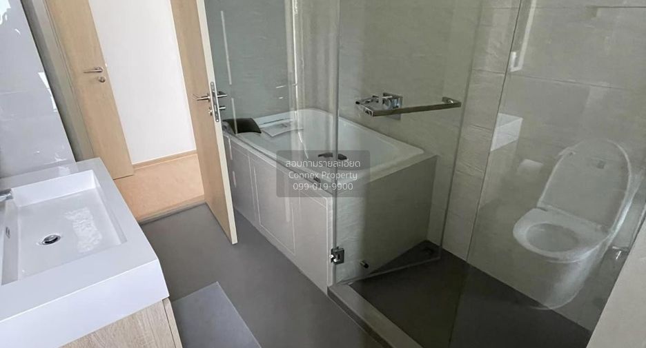 For sale 2 bedrooms condo in Watthana, Bangkok