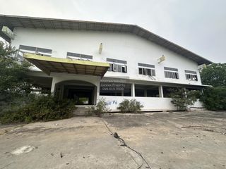 Casa en venta de 4 habitaciones en Thung Khru, Bangkok