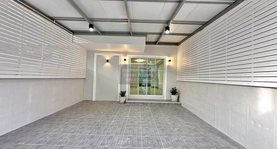 For sale 3 bedrooms townhouse in Mueang Nonthaburi, Nonthaburi