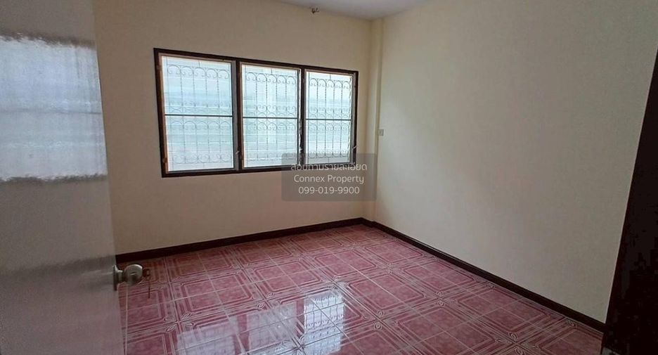 For sale 2 bedrooms townhouse in Bang Khun Thian, Bangkok