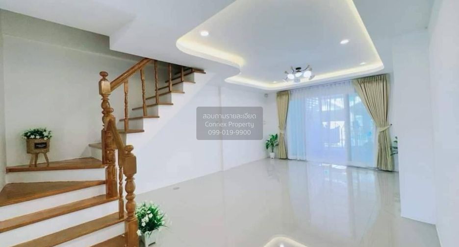 Casa adosada en venta de 5 habitaciones en Nong Khaem, Bangkok