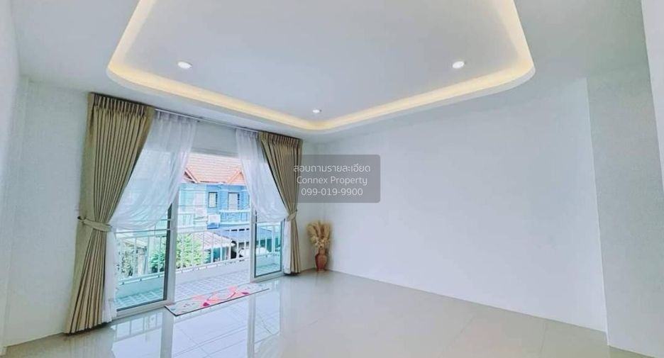 Casa adosada en venta de 5 habitaciones en Nong Khaem, Bangkok
